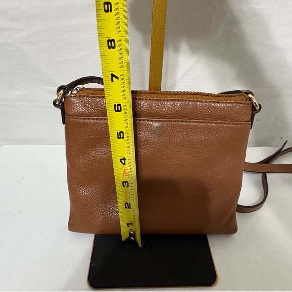 Michael Kors brown leather crossbody bag with gold-tone hardware - Picture 8 of 16